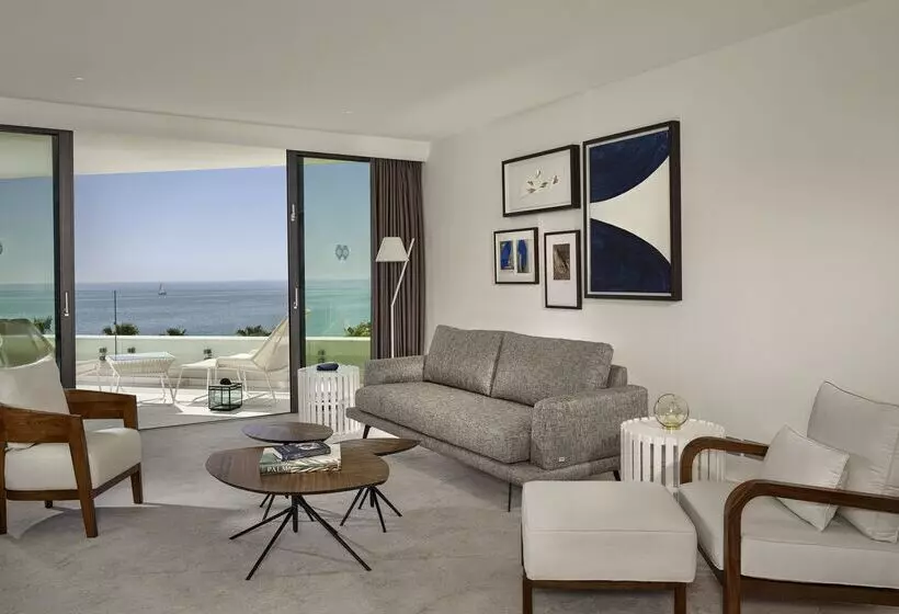 オーシャンビュースイート, Parklane, A Luxury Collection Resort & Spa, Limassol