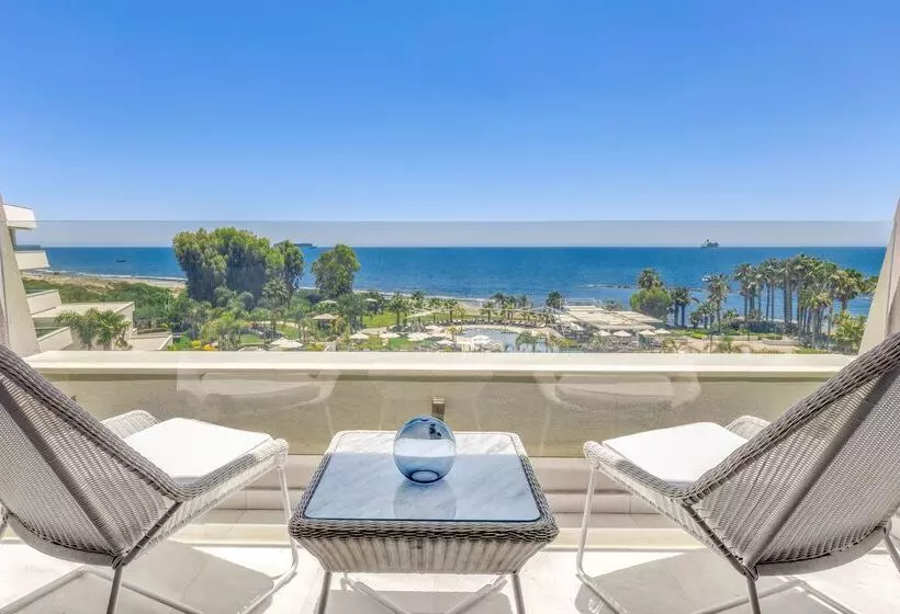 キングサイズベッドのスーペリアルーム, Parklane, A Luxury Collection Resort & Spa, Limassol