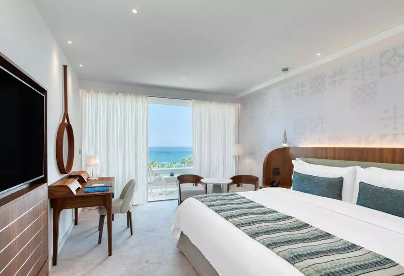 キングサイズベッドのスーペリアルーム, Parklane, A Luxury Collection Resort & Spa, Limassol