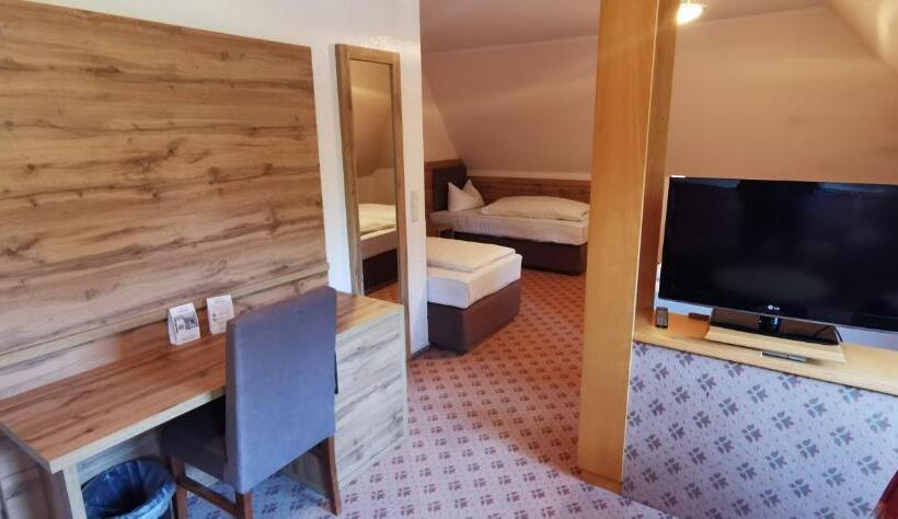 スタンダード４人部屋, Heidehotel Soltauer Hof