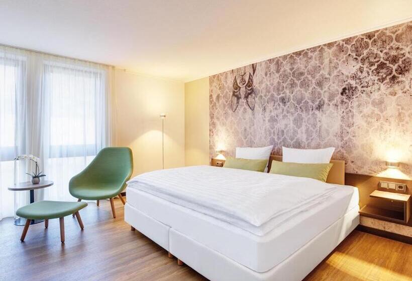 Номер бизнес-класса, Aquis Grana City