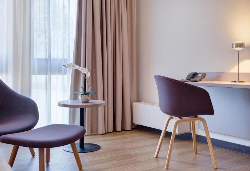 Номер бизнес-класса, Aquis Grana City