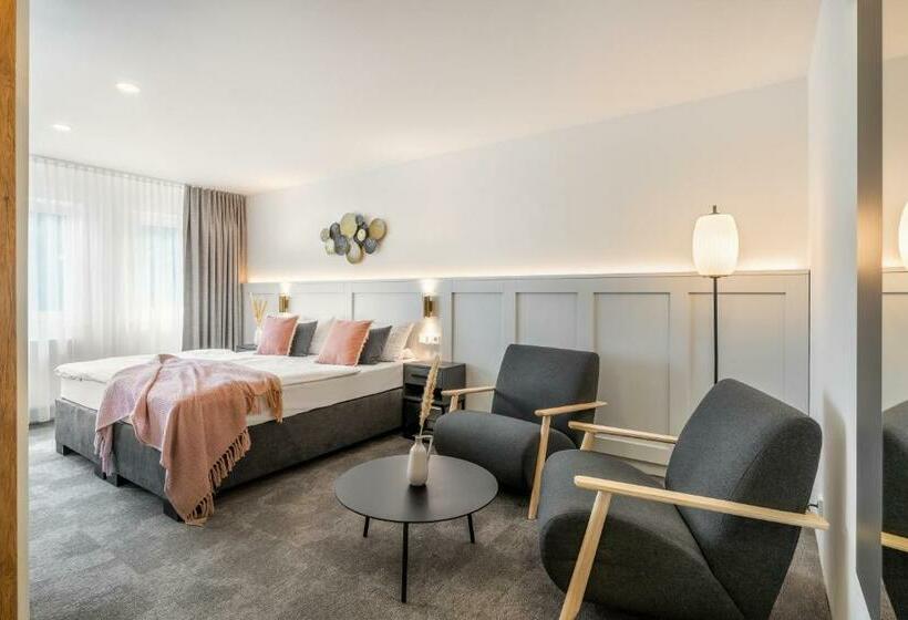 수피리어 스위트, Bad Minden