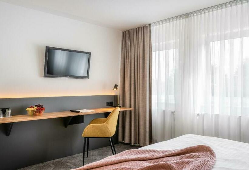 高级套房, Bad Minden