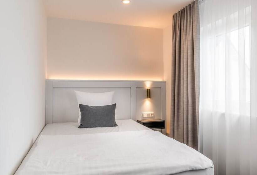 이코노미 싱글 룸, Bad Minden