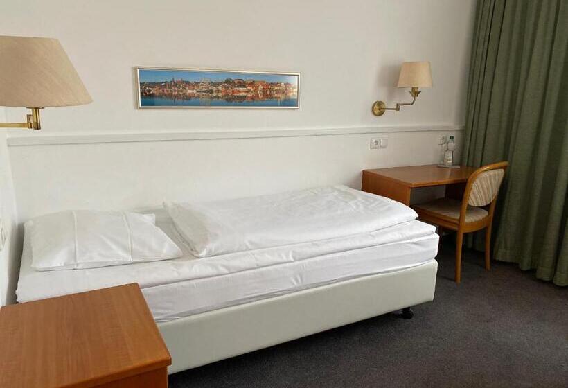 غرفة قياسية فردية, Flensburger Hof