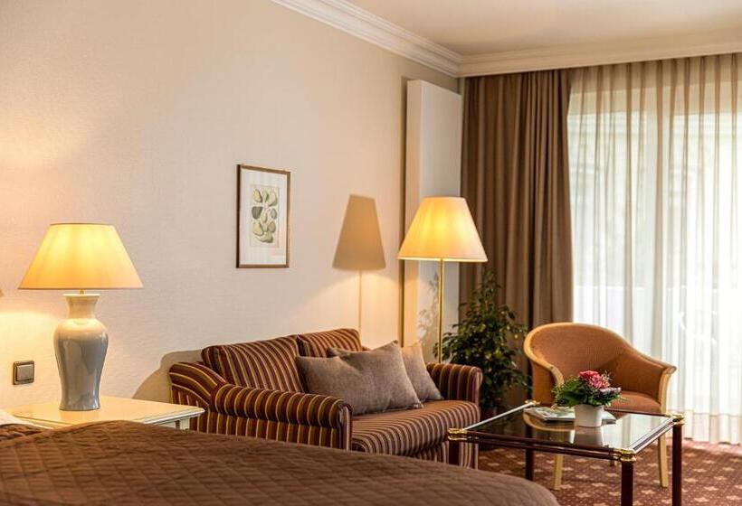 豪华房间, Grossfeld