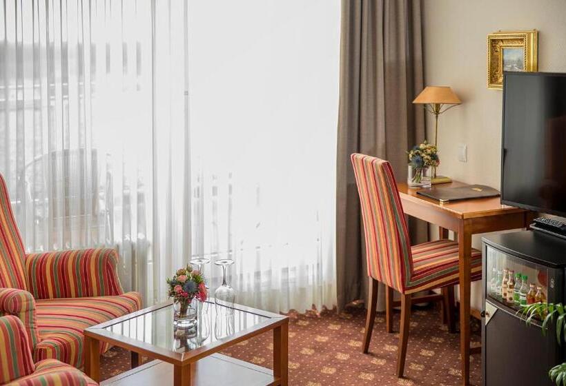 经典单人间, Grossfeld