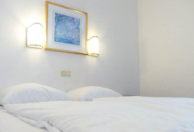 标准间, Konigshof The Arthouse