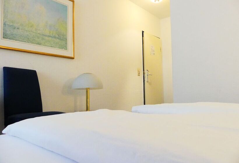 标准间, Konigshof The Arthouse