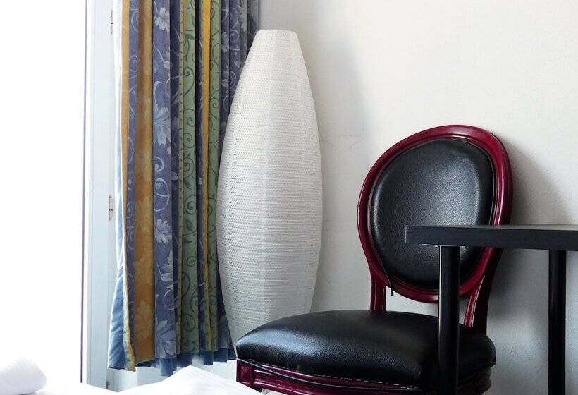 带2个卧室的套房, Konigshof The Arthouse