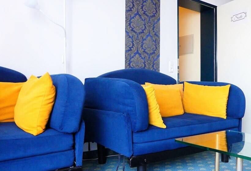 带2个卧室的套房, Konigshof The Arthouse