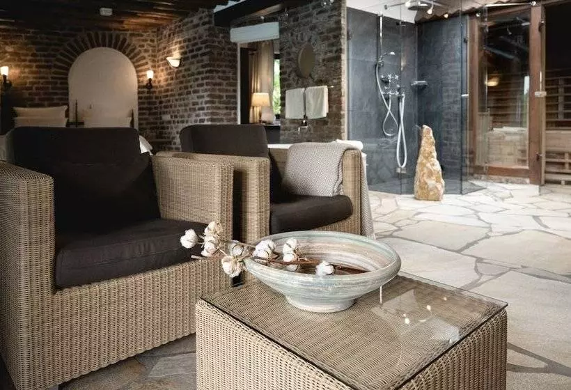 Suite with Pool, Land Gut Höhne
