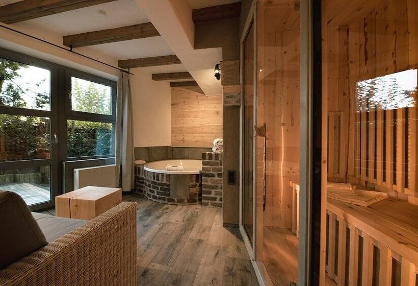 Номер Стандарт, Land Gut Höhne