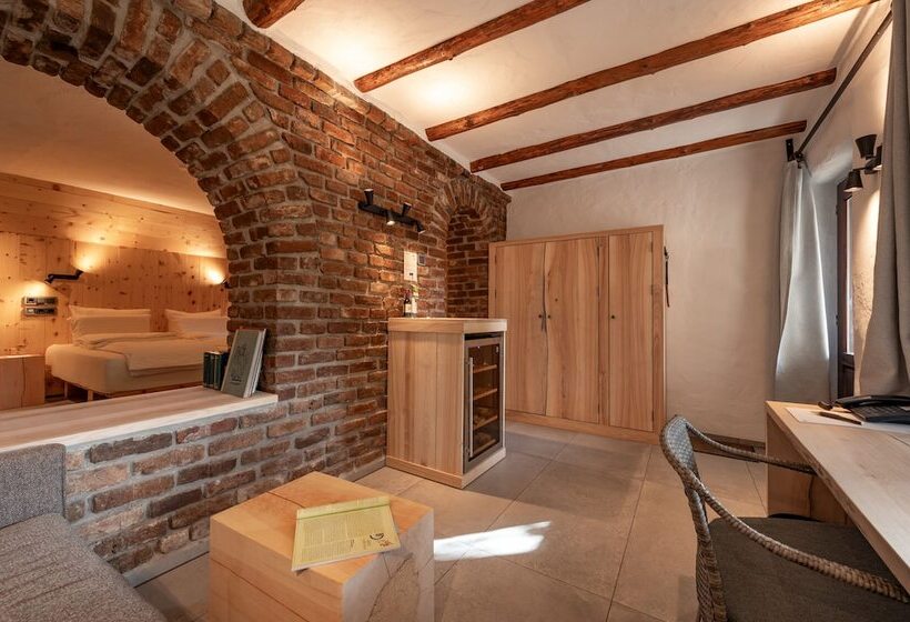 Номер Стандарт, Land Gut Höhne