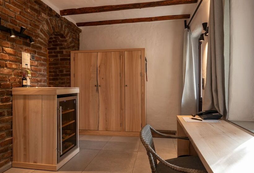 Номер Стандарт, Land Gut Höhne