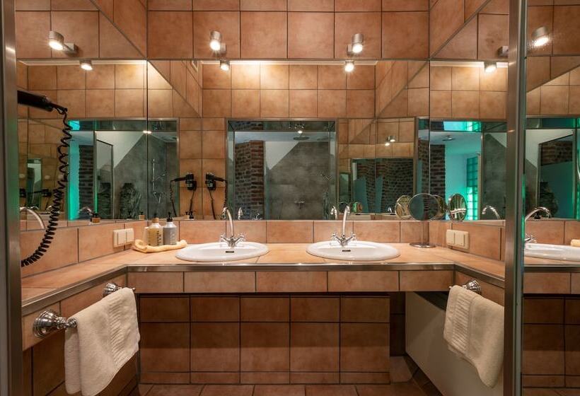 Люкс, Land Gut Höhne