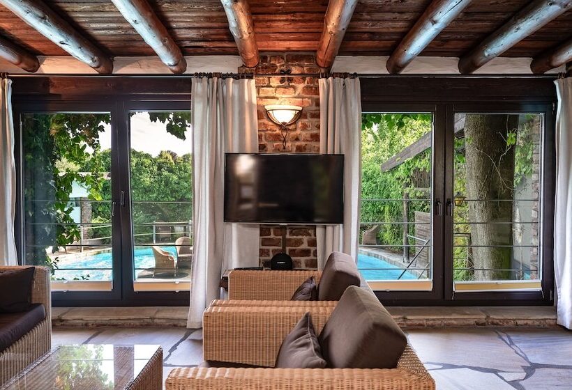 Люкс с Бассейном, Land Gut Höhne