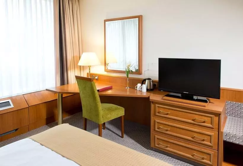 Comfort-huone, Leonardo Hotel Köln Bonn Airport