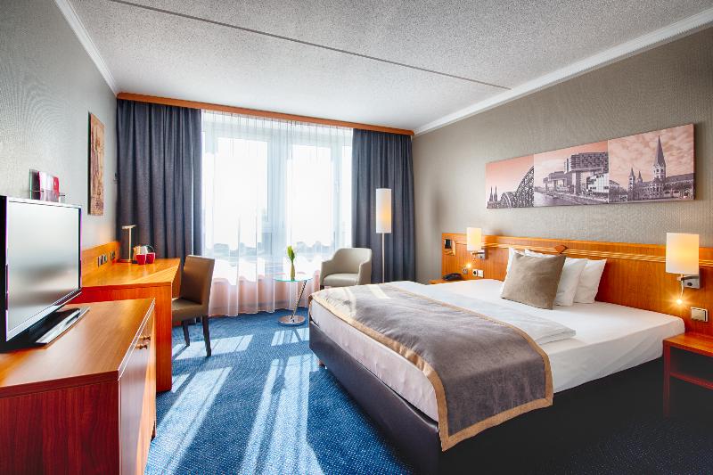 Номер Superior, Leonardo Hotel Köln Bonn Airport
