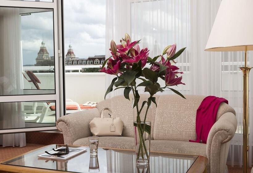 Полулюкс, Maritim Hotel Bad Wildungen