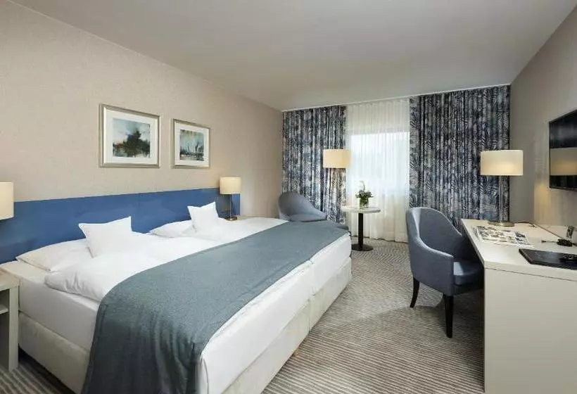 اتاق سوپریور, Maritim Hotel Bonn
