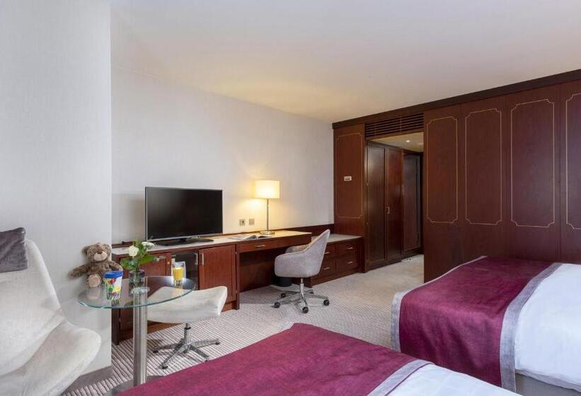 غرفة عائلية كلاسيكية, Maritim Hotel Bonn