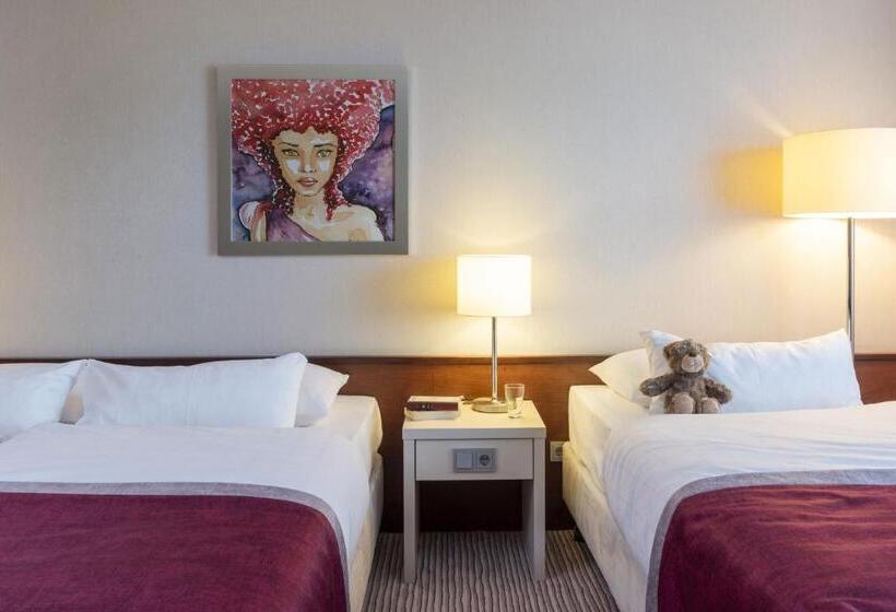 غرفة عائلية كلاسيكية, Maritim Hotel Bonn