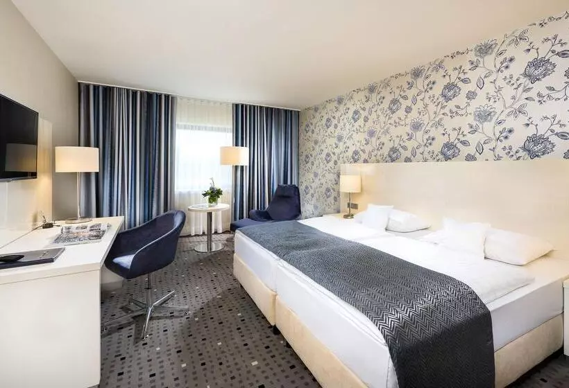 اتاق سوپریور, Maritim Hotel Bonn