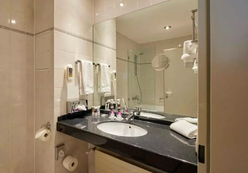 اتاق استاندارد, Mercure Hotel Severinshof Köln City