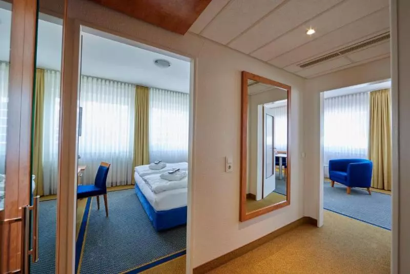 سوییت جونیور, Mercure Hotel Severinshof Köln City