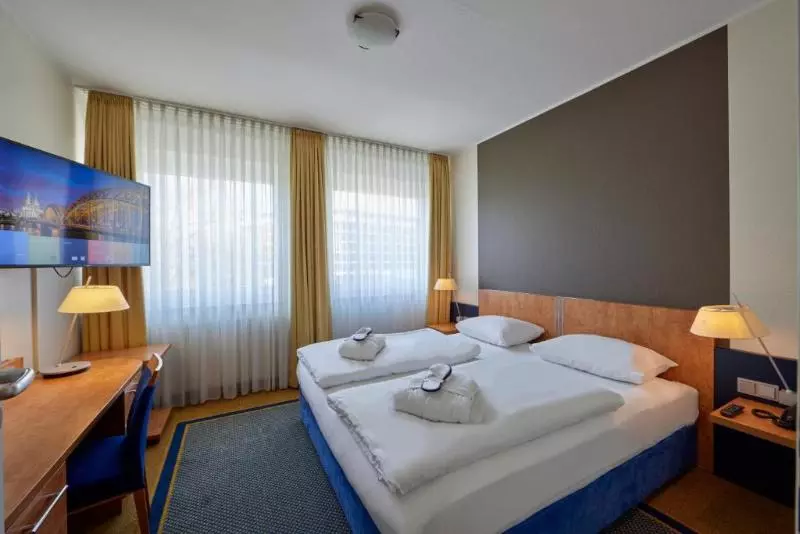 سوییت جونیور, Mercure Hotel Severinshof Köln City