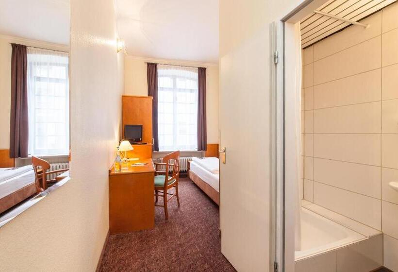 스탠다드 싱글 룸, Ahl Meerkatzen