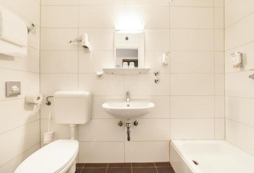 스탠다드 룸, Ahl Meerkatzen