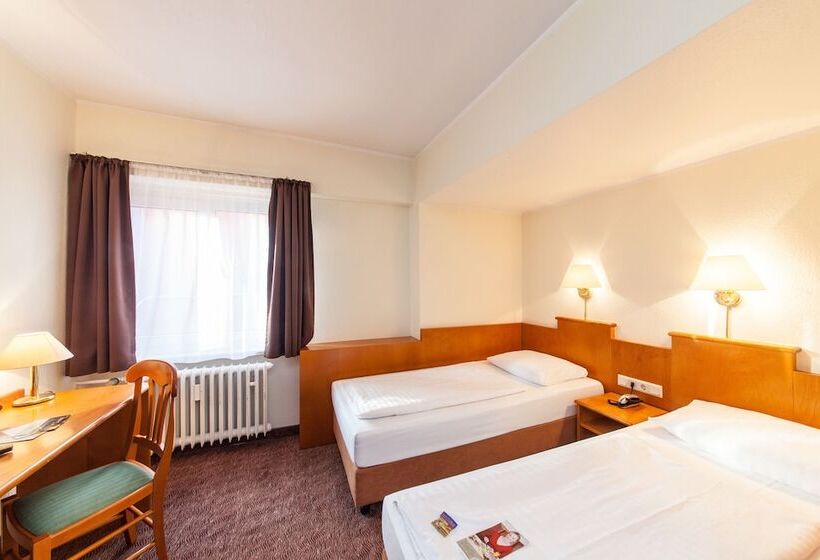 스탠다드 룸, Ahl Meerkatzen