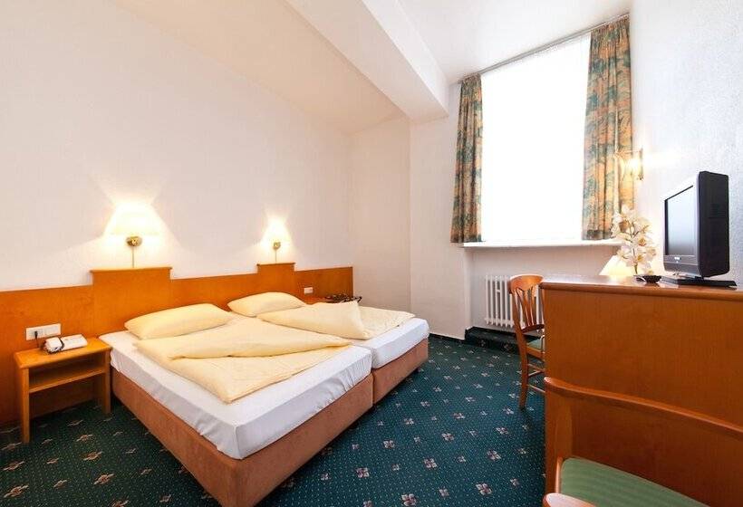 스탠다드 룸, Ahl Meerkatzen