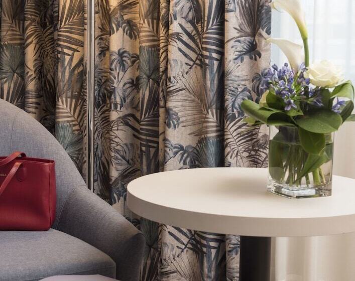 جناح, Maritim Hotel Bonn