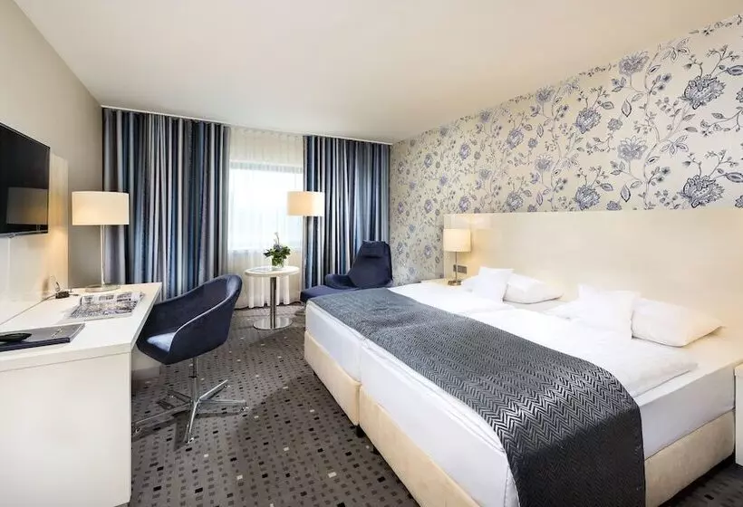 اتاق سوپریور, Maritim Hotel Bonn