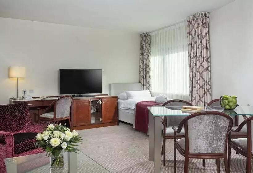سوییت خانوادگی, Maritim Hotel Bonn
