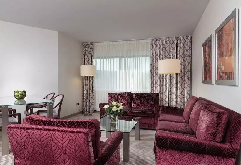 سوییت خانوادگی, Maritim Hotel Bonn