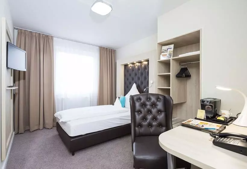 Comfort Yhden Hengen Huone, Parkhotel Bilm Im Glück Am Stadtrand Hannovers