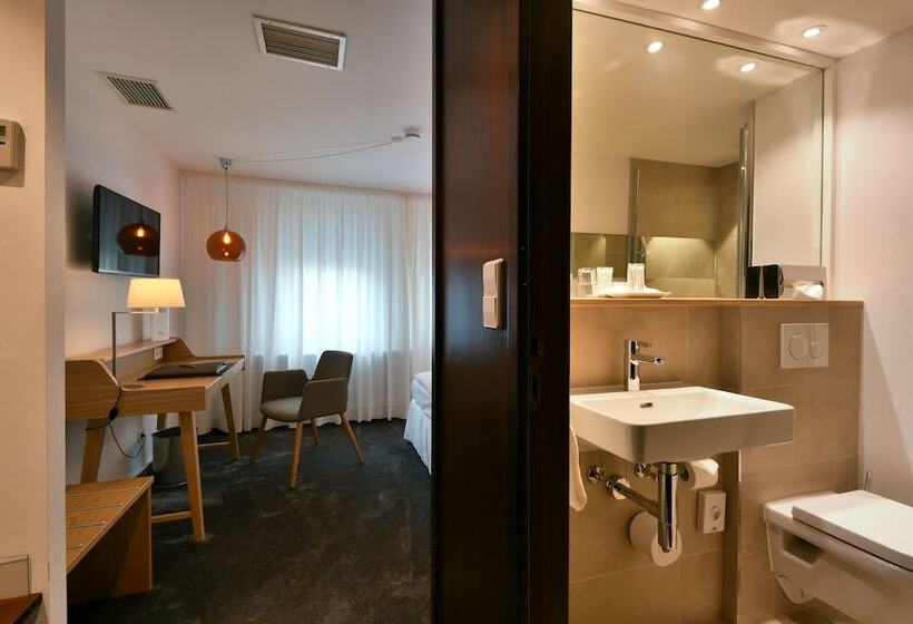 غرفة كومفورت فردية, Adler Asperg