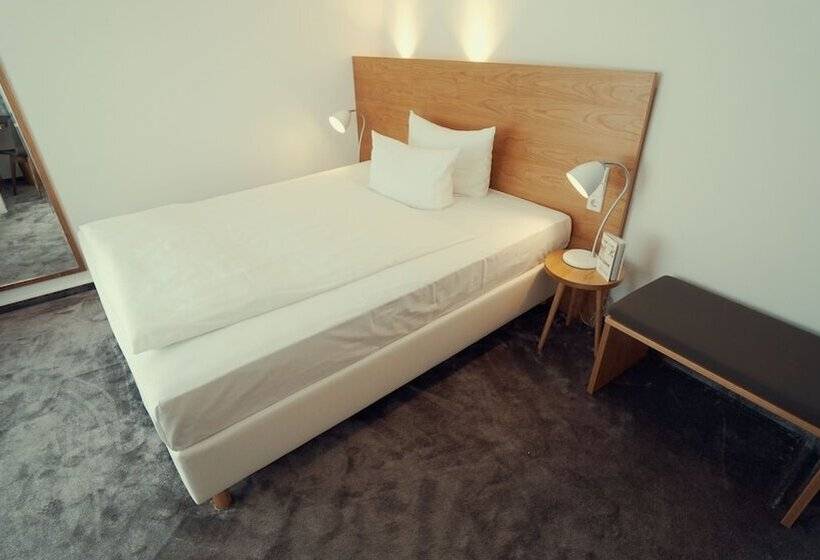 غرفة كومفورت فردية, Adler Asperg