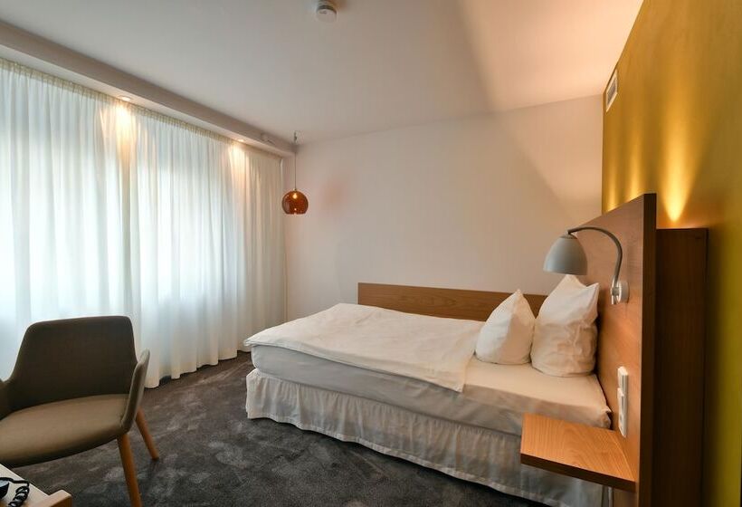 غرفة سوبيريور فردية, Adler Asperg