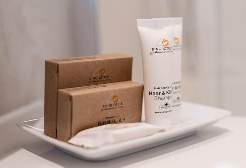 غرفة سوبيريور, Adler Asperg