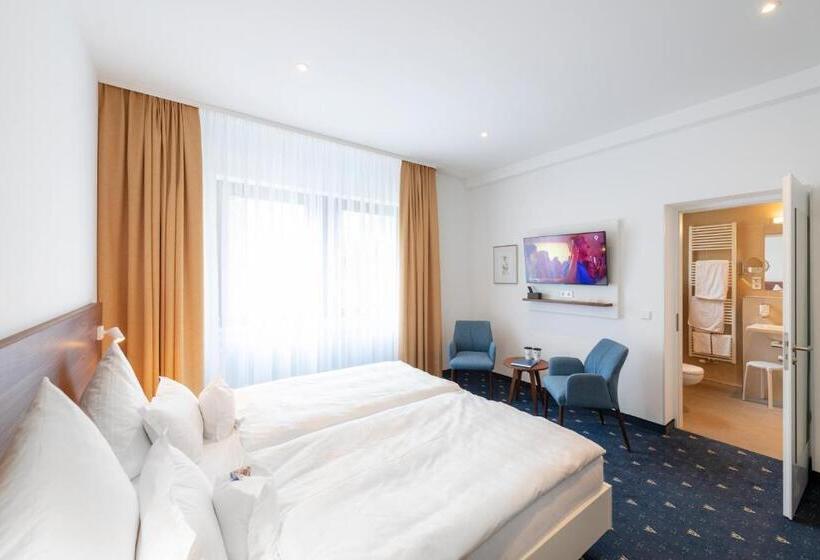 스탠다드 룸, Adler Post