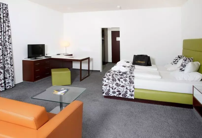 Deluxe Yhden Hengen Huone, An Der Therme