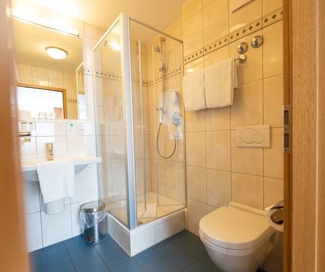 Quarto superior, Ates Hotel Kehl