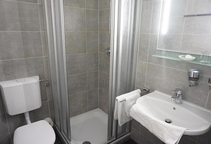 스탠다드 싱글 룸, Burgerhaus