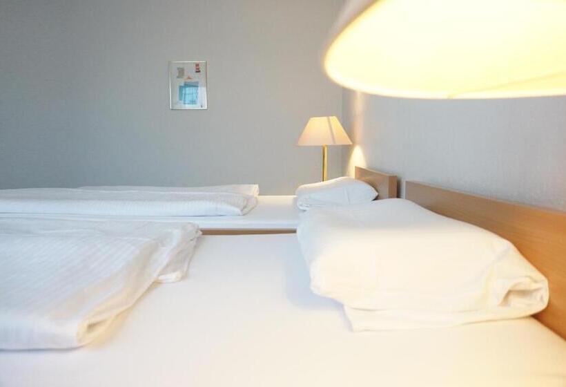 스탠다드 룸, Burgerhaus